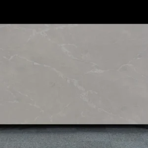 Light Grey Quartz Slab with Subtle White Veins – Elegant Marble-Look Engineered Stone for Modern Interiors